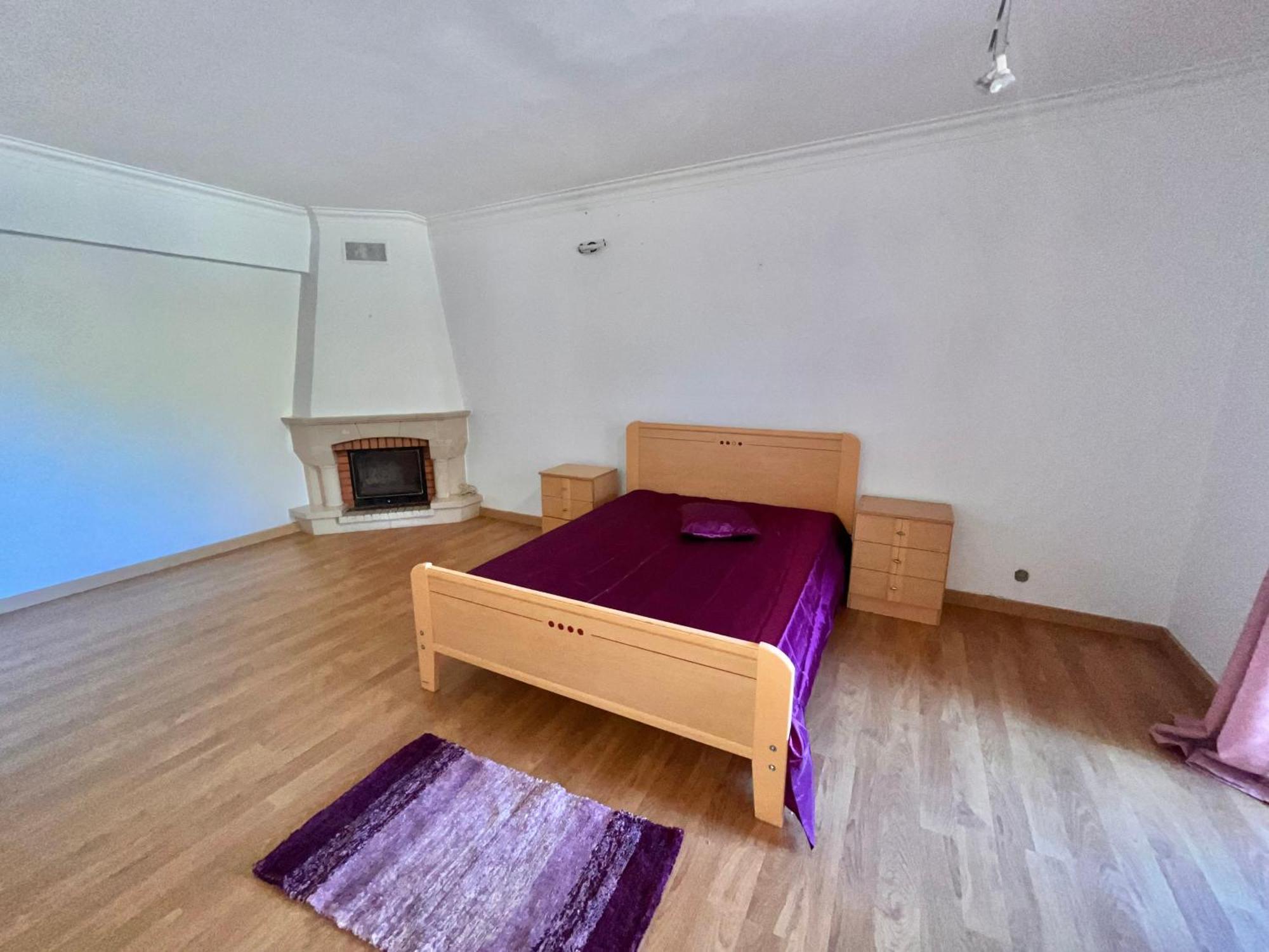Апартаменты Quarto Boa Localizacao Com Cozinha E Casa De Banho Капарика Экстерьер фото